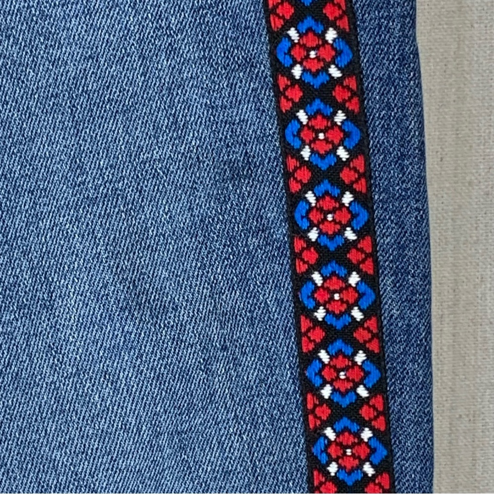 Citizens‎ of Humanity~Women’s Tangier Embroidered Demy Cropped Flare Jeans~Sz 27 - Picture 6 of 16